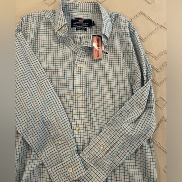 NWT Vineyard Vines Shirt Size Small - Picture 1 of 4